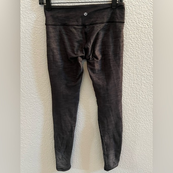 Lululemon Charcoal High-Waisted Leggings Pants Size 4 - Picture 4 of 7